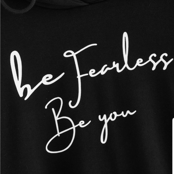 Be Fearless Sweatshirt - Picture 2 of 8